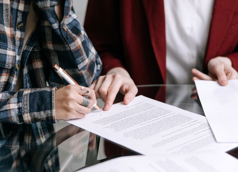 Negociación de condiciones en operaciones inmobiliarias